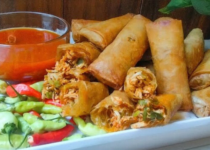 Lumpia Ayam Suwir, Camilan Gurih yang Semakin Diminati dan Berpotensi Menjadi Peluang Usaha