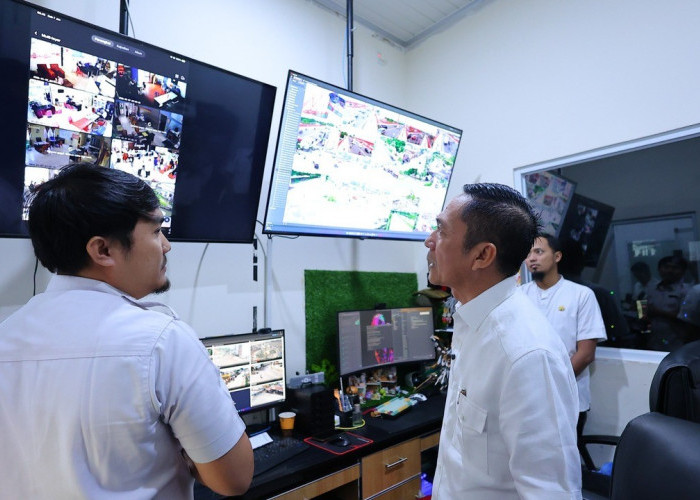 Percepat Digitalisasi, Wali Kota Palembang Ratu Dewa Tinjau Kantor Kominfo