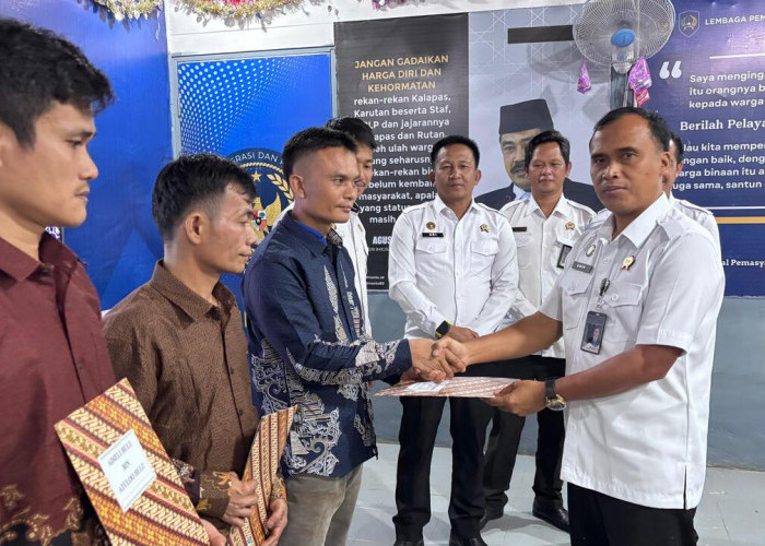 Natal 2025, Tiga Orang Warga Binaan Lapas Sekayu Terima Remisi Khusus Natal