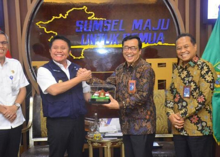 Terima Audiensi Pimpinan PT Pupuk Indonesia (Persero), Herman Deru Sampaikan Keluhan Para Petani