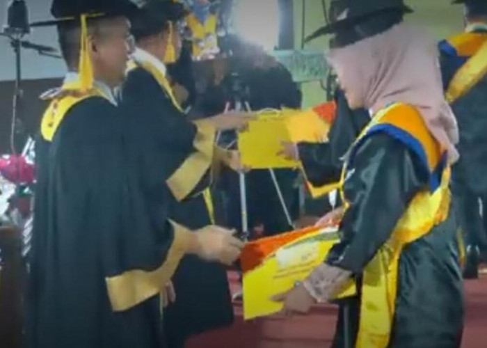 Wisuda ke-184 Unsri, 1.394 Lulusan Dikukuhkan, Mayoritas Selesaikan Studi Tepat Waktu**