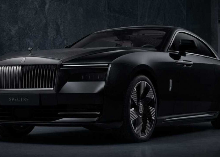 EV Termahal Indonesia? Ini Alasan Rolls-Royce Spectre Dibanderol Puluhan Miliar. 