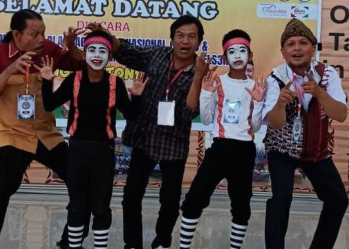 Pantomim Seni Ekspresi Tanpa Kata yang Tetap Eksis