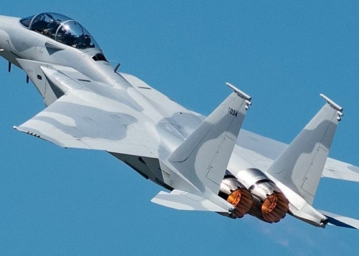 Jet Tempur F-15QA Ababil dan Revolusi Kekuatan Udara Qatar