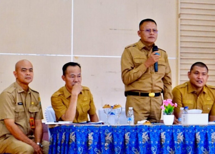 Pastikan Warga Prabumulih Tak Kesulitan Air Bersih, H Arlan Siagakan Bantuan Selama Kemarau