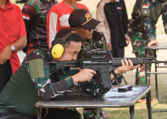 Iqbal Resmi Membuka Lomba Menembak Piala Bergilir Dodiklatpur Cup Rindam II/Sriwijaya