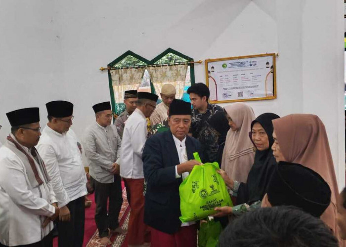 Baznas OKU Salurkan Ratusan Paket Sembako Ramadhan