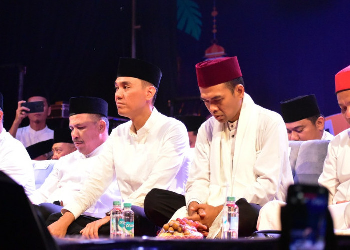 Hadirkan UAS, Ribuan Jemaah Meriahkan Ramadan OKI Fest 