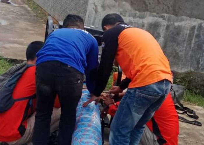 BPBD OKU Kuras Limbah Sampah Disalurkan Air Untuk Cegah Banjir