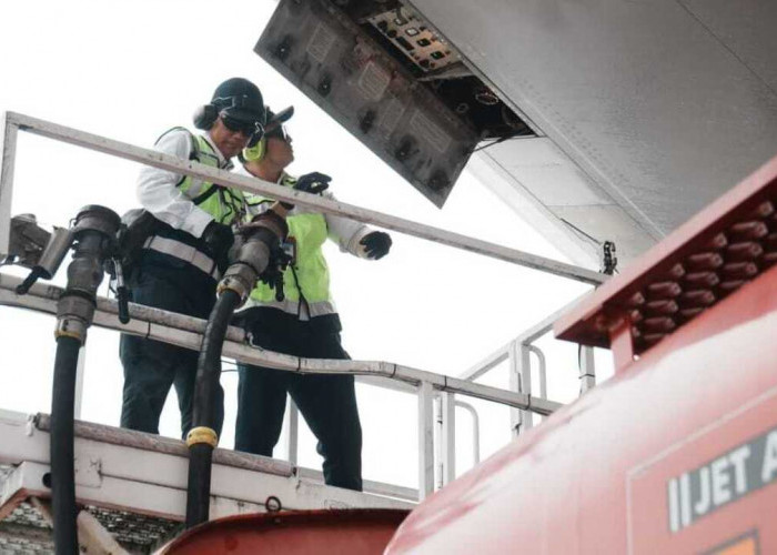 Pertamina Patra Niaga Kilang Plaju Pastikan Produksi Avtur Aman Kawal Keberangkatan Jemaah Haji Embarkasi 
