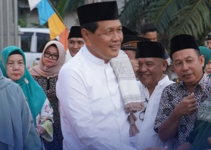 Bupati Edison Buka Bersama Warga Desa Air Cekdam