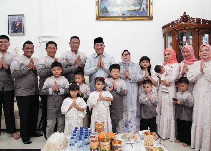 Kediaman Pribadi Dipadati Warga, Kebersamaan Jadi Energi Baru Bangun Daerah