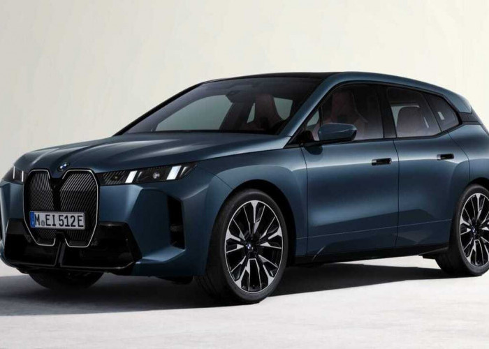 Naik Level! BMW iX xDrive45 Hadir dengan AWD, Baterai Lebih Besar, dan Fast Charging. foto: bmw