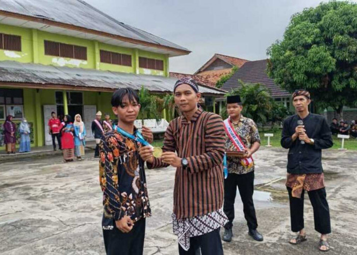 Siswa SMKN 2 Kayuagung Sumbang Dua Medali Emas, Harumkan Nama Daerah!