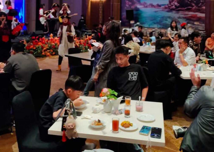 The Excelton Hotel Palembang Hadirkan Pengalaman Kuliner Tahun Baru Bertema “Lost in Chatuchak”