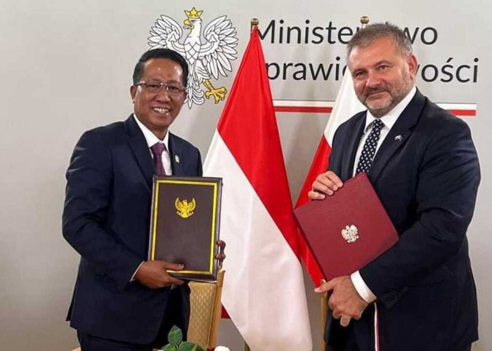 Tandatangani Perjanjian MLA, Polandia Jadi Negara Kedua di Eropa Yang Memiliki Kerjasama Hukum Pemberantasan K