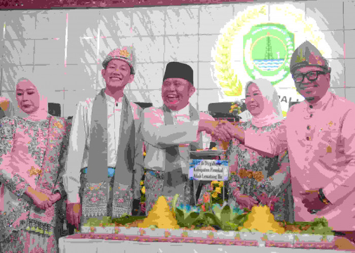 Gubernur Herman Deru Hadiri Paripurna HUT ke-13 PALI, Dorong Jadi Kawasan Segitiga Emas Sumsel