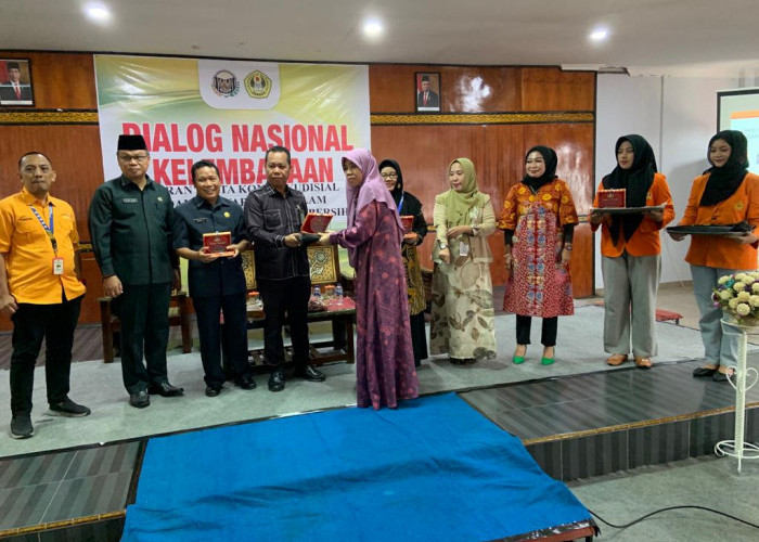 Gelar Dialog Nasional Untuk Tingkatkan Kredibilitas Hakim di Indonesia