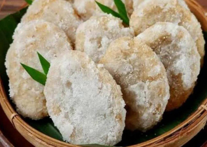 Gemblong : Kue Tradisional yang Bertahan di Tengah Gempuran Makanan Modern