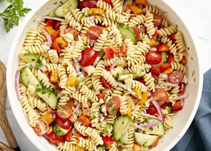 Salad Pasta : Hidangan Sehat yang Menggugah Selera