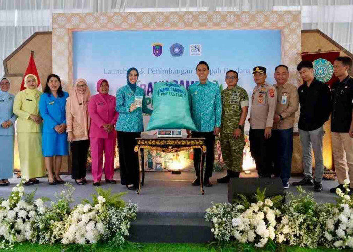 Bersama TP PKK, Pemkab OKI Gagas Sampah Jadi Rupiah