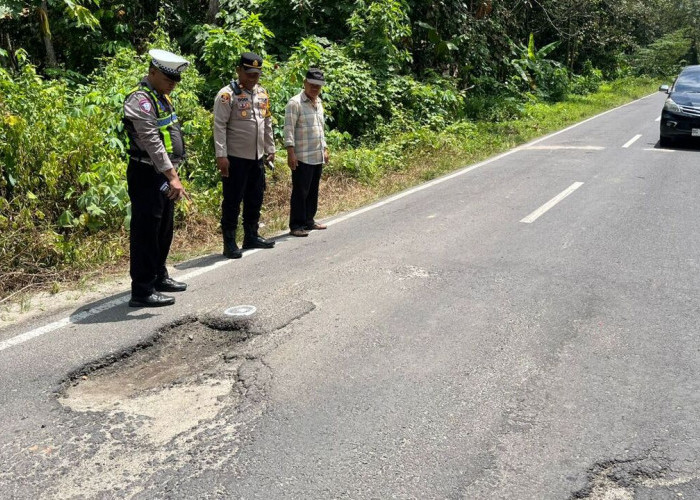 Hantam Lubang di Jalan, 2 Pemudik Asal Lampung Meninggal di OKU Timur