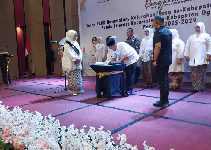 Bupati OKU Resmi Lantik Bunda PAUD dan Bunda Literasi