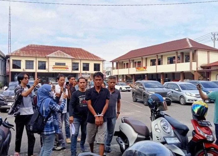 Cek Kondisi Mobil Lewat Stik Oli, Ini 7 Masalah yang Bisa Diketahui