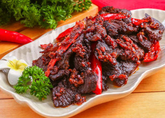 Dendeng Balado : Warisan Kuliner Minang yang Menggoda Selera