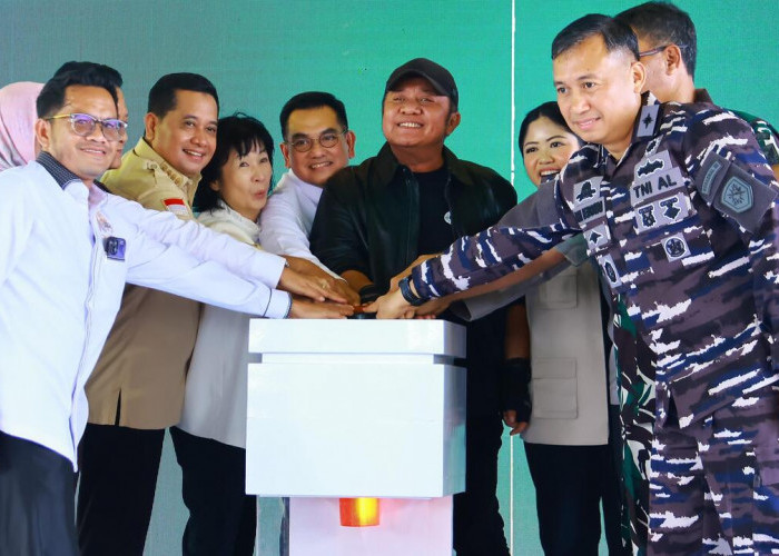 Gubernur  Herman Deru Groundbreaking Pabrik Bioavtur di Banyuasin