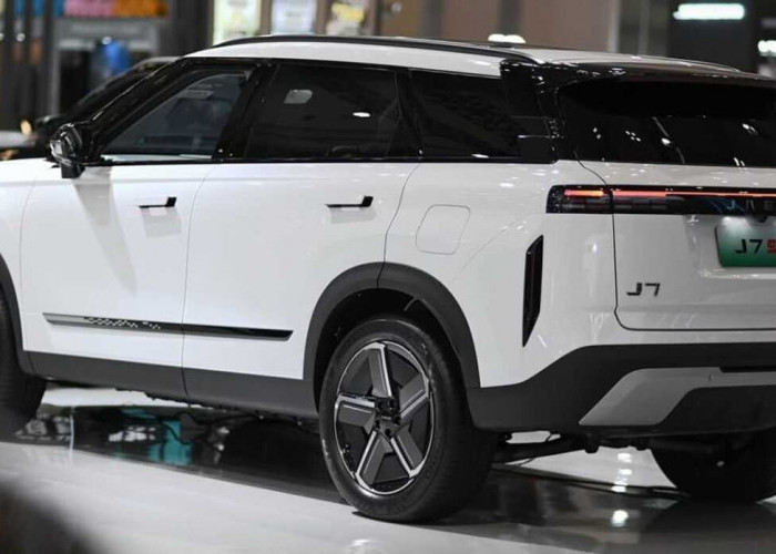 JAECOO J7 Bikin Gebrakan! Hybrid Super Efisien dan AWD Turbo Siap Tantang Kompetitor