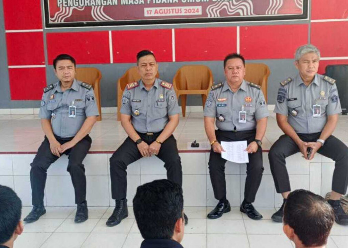 Kepala Rutan Kelas IIB Baturaja Berikan Pengarahan kepada Warga Binaan