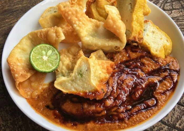 Batagor, Kuliner Bandung yang Menggugah Selera dan Tradisi