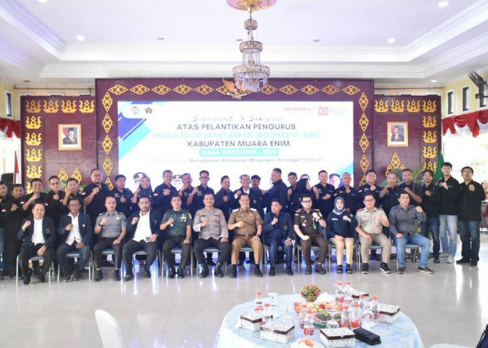 Bupati Edison Ajak Wartawan Sajikan Pemberitaan Objektif