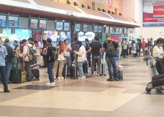Erupsi Anak Gunung Krakatau,  18 Jadwal Penerbangan Palembang -  Jakarta Dibatalkan 