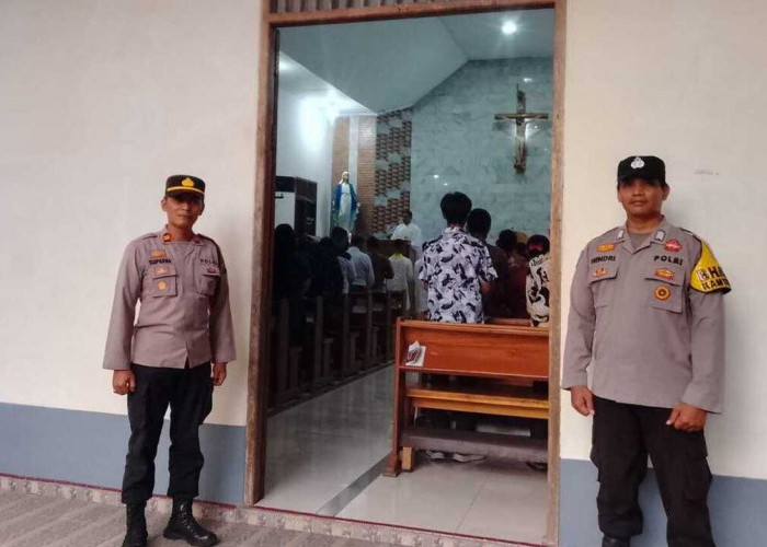 Perayaan Natal 2025, Polisi Jaga Ketat Gereja di Ogan Ilir
