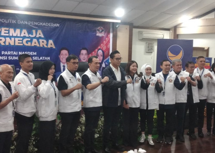 Mencetak ‘Local Pride’ Pemimpin Masa Depan: NasDem Sumsel Sulap Pelajar Jadi Anggota Dewan Sehari