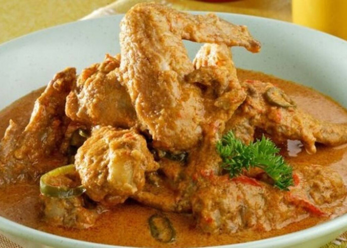 Ayam Kuah Santan Pedas, Sajian Rumahan Yang Kian Digemari Di Tengah Trend Kuliner Modern