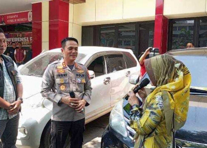 Kerja Nyata, Kapolres Muara Enim Serahkan 2 Mobil Kasus Pencurian kepada Korban