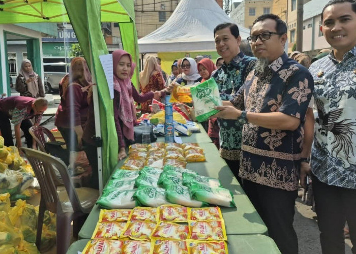 Tekan Inflasi Lewat Operasi Pasar dan Gerakan Pangan Murah