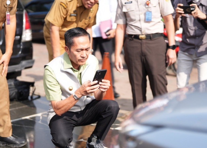 Sidak di Halaman Parkir Setda, Wali Kota Palembang Temukan Kendaraan Nunggak Pajak  11 Tahun