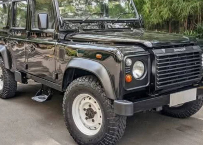 Kenapa Defender 110 300TDi 2004 Masih Diburu Kolektor dan Petualang? Ini Alasannya!