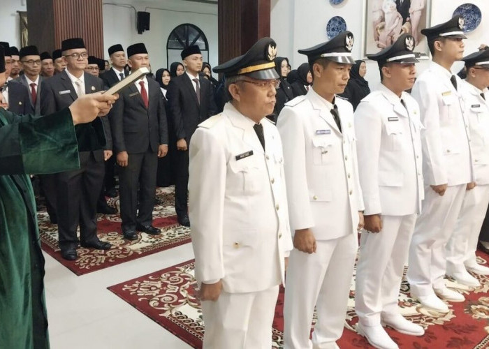 Teddy Lakukan Mutasi Besar-besaran, 96 Pejabat Dilantik