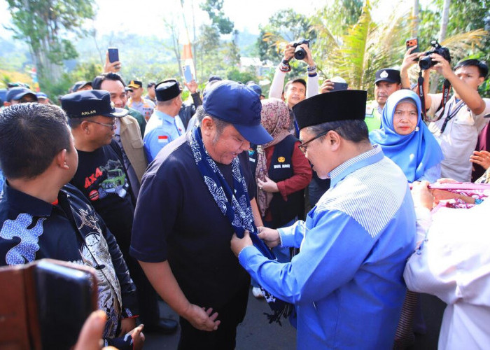 Herman Deru Tegaskan Komitmen Majukan Petani Semende, Bantu Traktor hingga Ingatkan Bahaya Narkoba