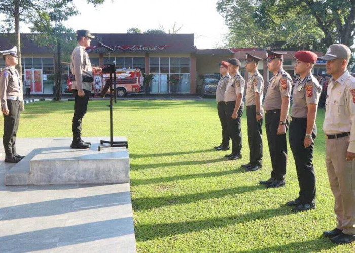 56 Personel Polres Muara Enim Naik Pangkat