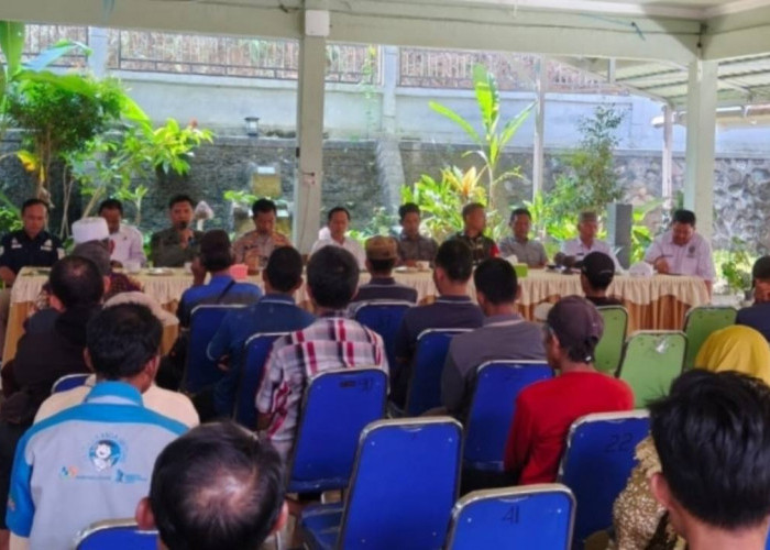 Ajak Masyarakat Stop Perambahan Hutan