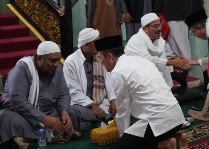 Menyusuri Jejak Dakwah di Arus Musi: Walikota Palembang Hadiri Puncak Haul Akbar Kiai Marogan ke-125