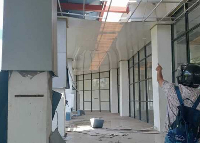 Kerugian Bangunan Perpustakaan Semakin Parah, Dicuri dan Dirusak 