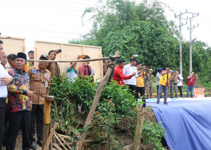 Akses Musi Rawas-Muba Longsor! Herman Deru Bertindak Cepat, Ini Langkah Daruratnya