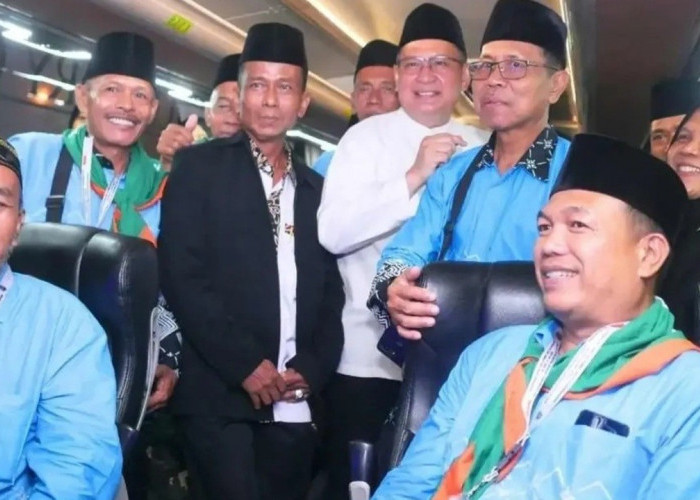Marjito Lepas Keberangkatan Ratusan Jemaah Haji Asal OKU
